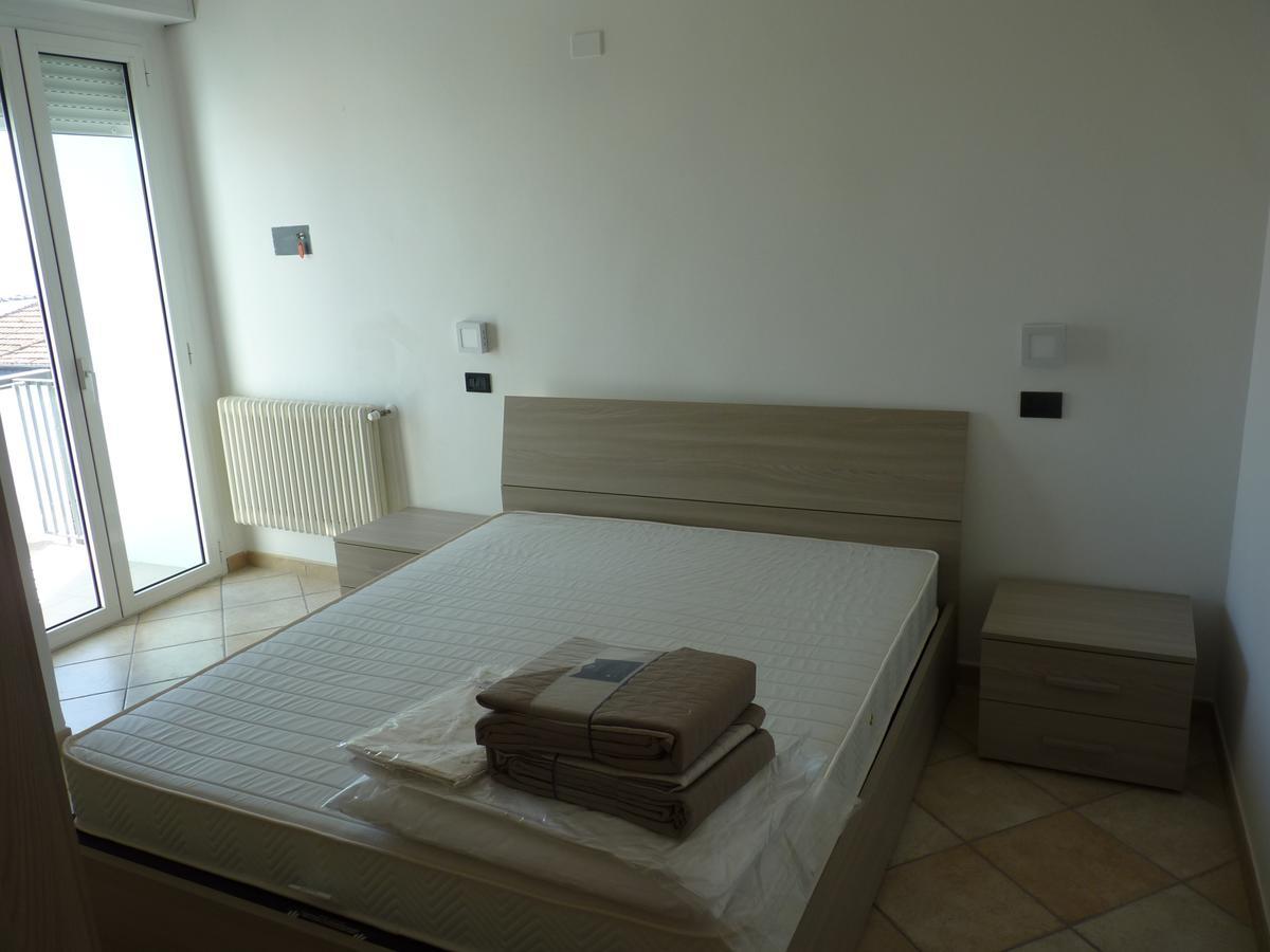 Residence Doral Rimini Bagian luar foto